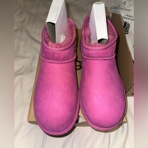 UGG Ultra Mini